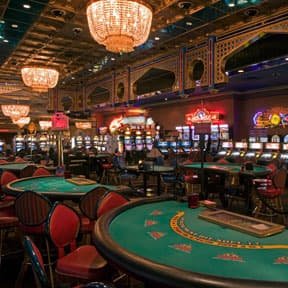 level789 login mobile app interface showing casino games and sports markets